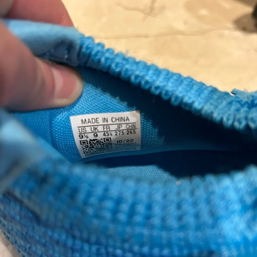 NWOT adidas Mens Trae Young 2 Running Sneakers Shoes - Picture 8 of 13